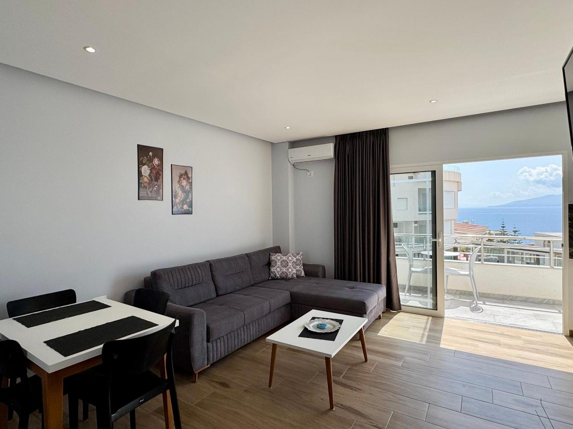 Gjoka Apartments, In Front Of Bougainville Bay Sarandë Eksteriør bilde